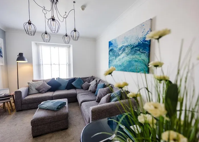 Flat 3 Flint House Tenby - Luxury Couples Apartment